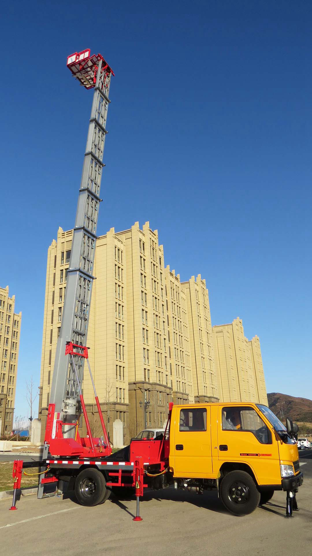 28-33米 藍(lán)牌江鈴雙排·云梯車(chē)